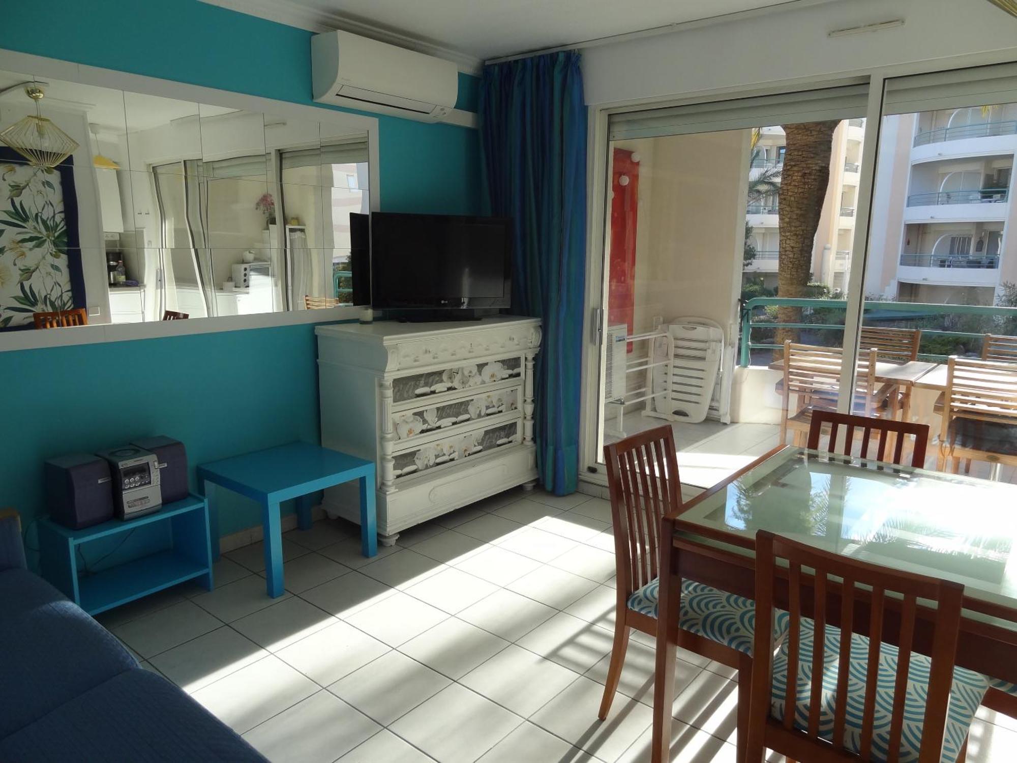 Residence Du Port - Borghese Фрежус Номер фото